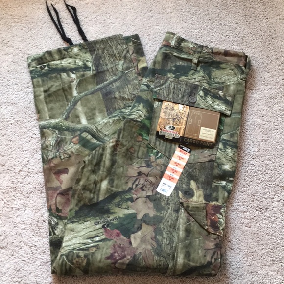 mossy oak cargo shorts